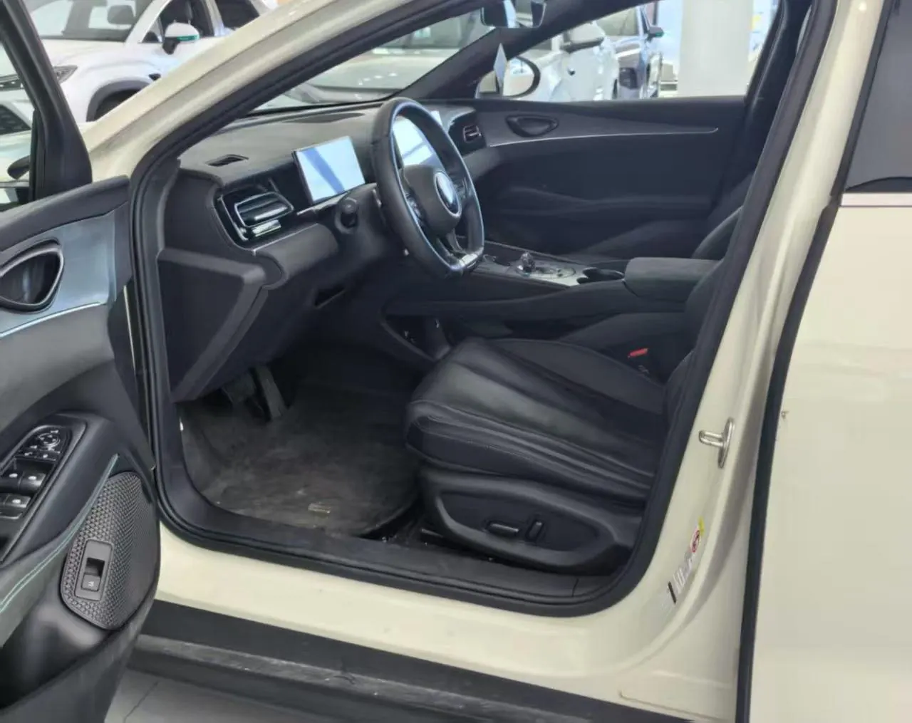 BYD 2025 seals 06 DM-i 1.5 stepless smart driving version 120KM exclusive automatic gear 4