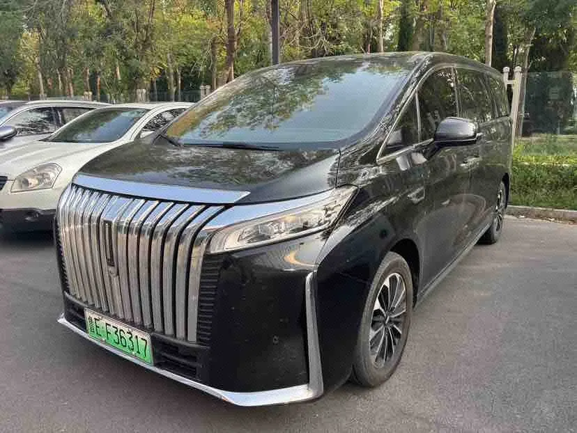 WEY 2023 Alpine PHEV 1.5T Two-wheel Drive Premium Edition Automatic Gear - View 1
