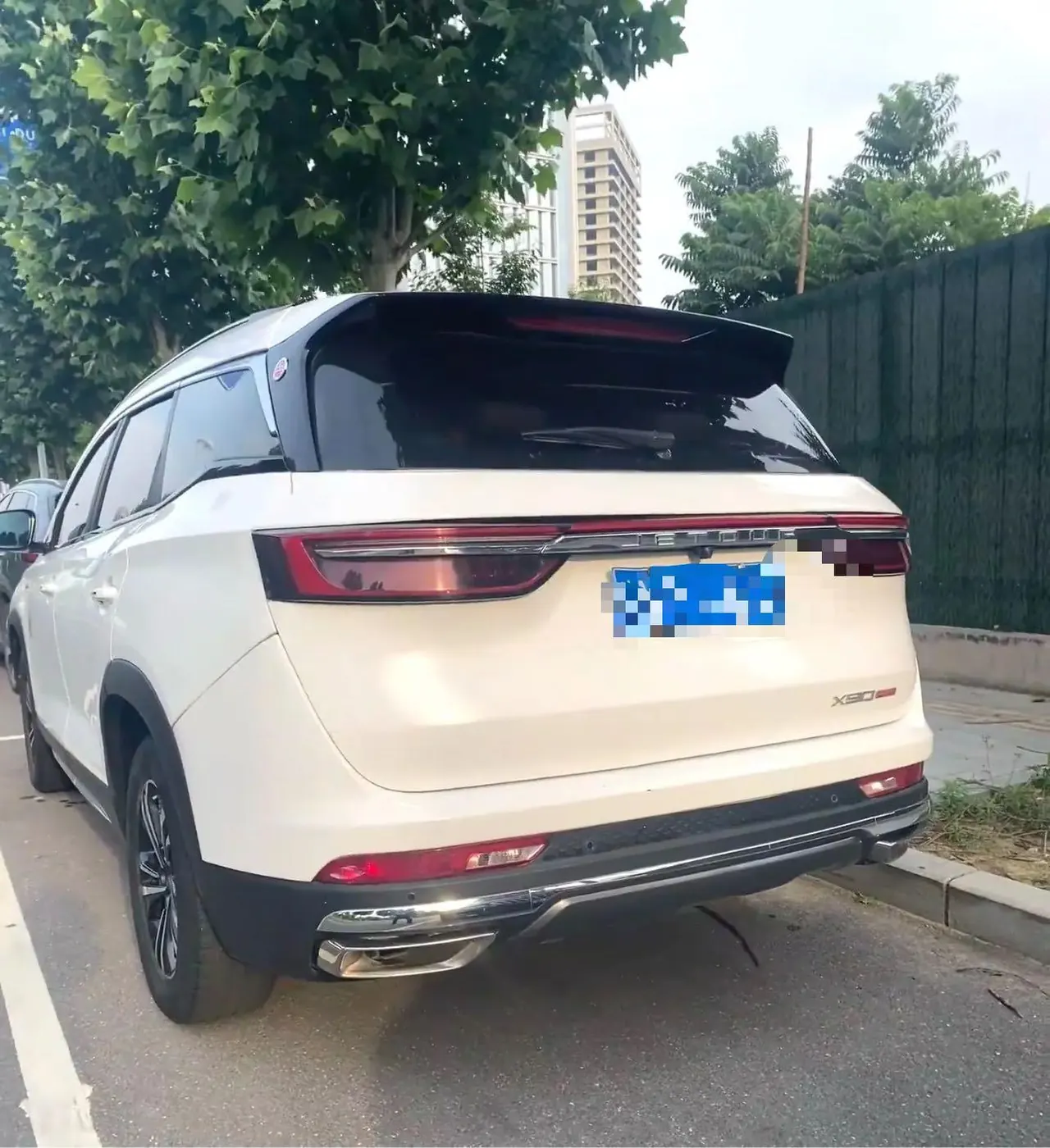 Jetour 2023 X90 2.0T Zilong Changsheng Edition 7-seat Automatic Gear 2
