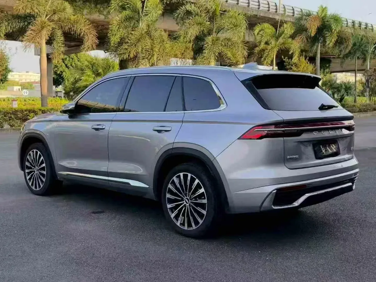 Geely 2025 XingyueL (Monjaro) 2.0TD Oriental Obsidian 4WD full-moon version automatic gear 4