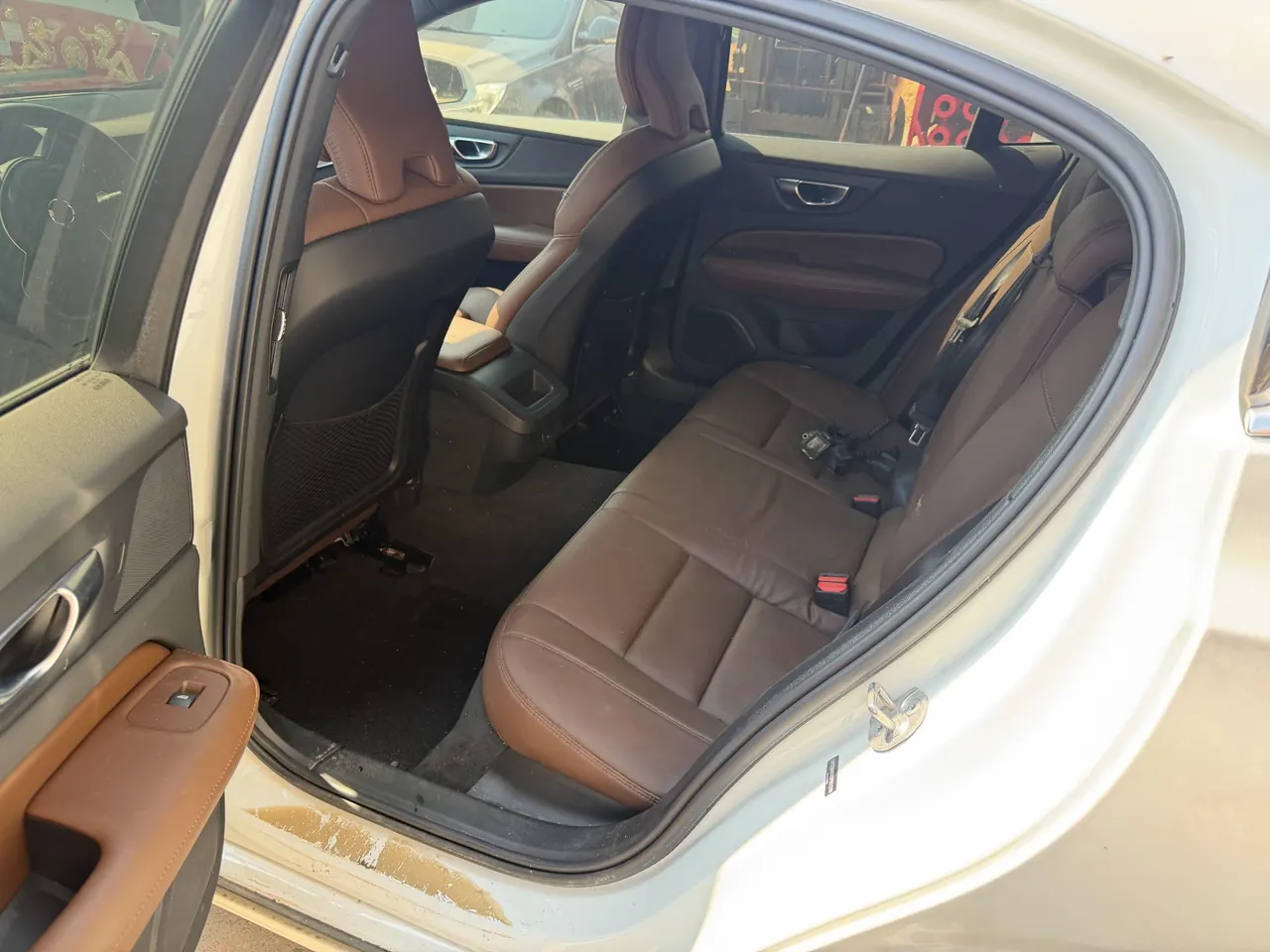 Volvo 2025 S60 48V 2.0T B4 Zhiyi Deluxe Edition Automatic Gear 7