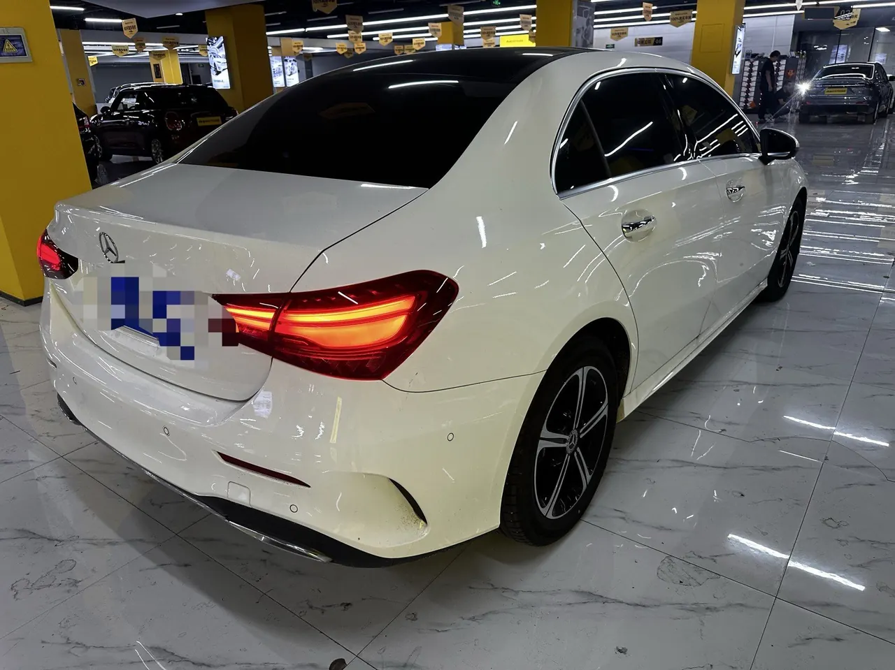 Mercedes Benz Class A 2025 A 200 L 1.3T Fashion Automatic Gear 4