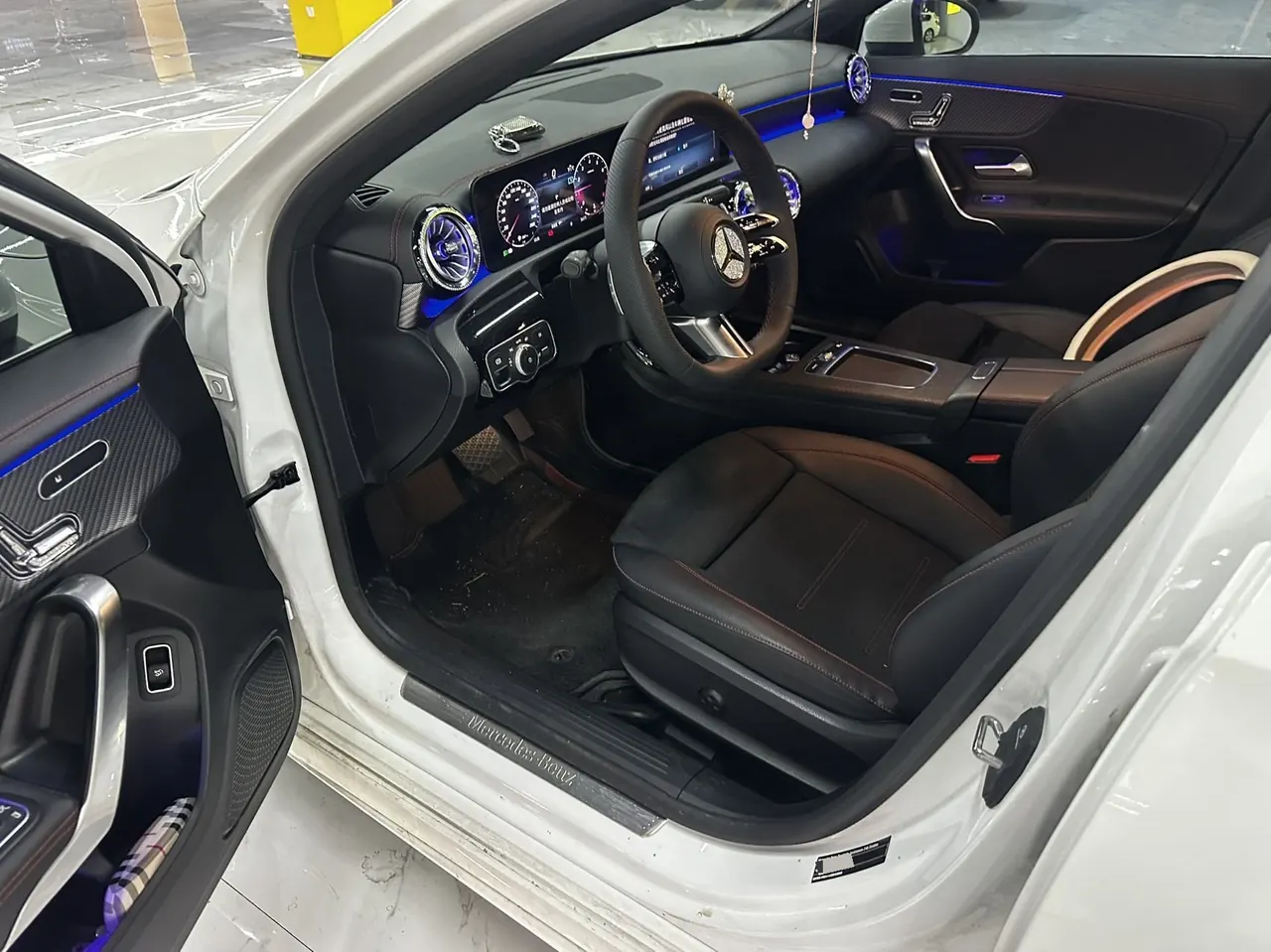 Mercedes Benz Class A 2025 A 200 L 1.3T Fashion Automatic Gear 6