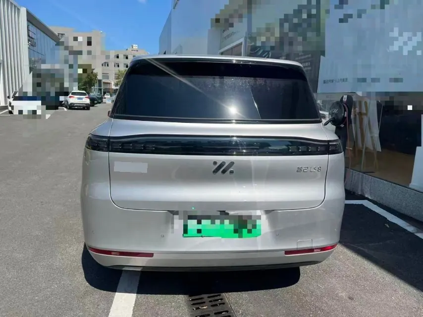 IM 2026 IM LS8 52 Max Luxury Six-seat Automatic Gear 6