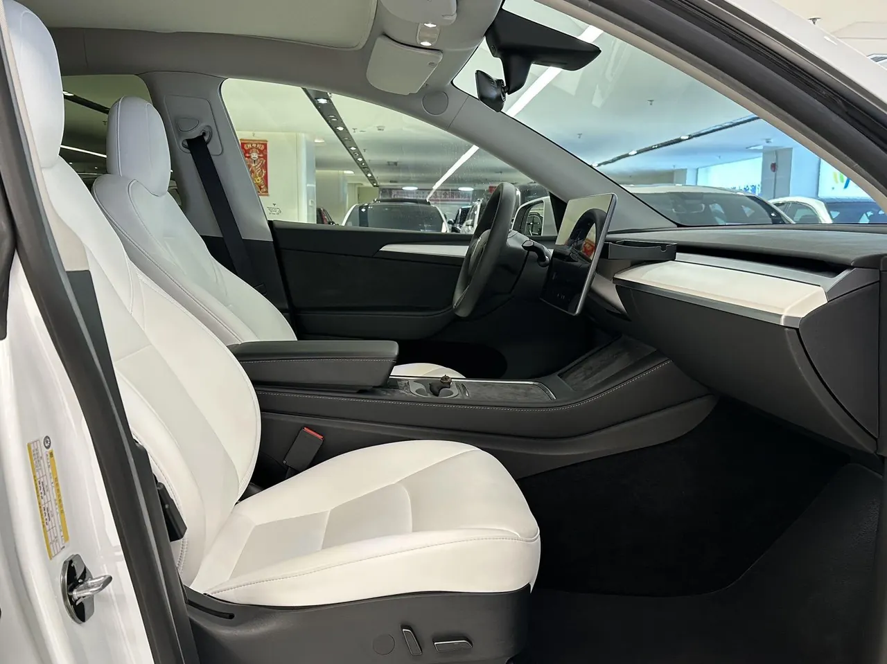 Tesla 2022 Model Y long endurance all-wheel drive version automatic transmission 5