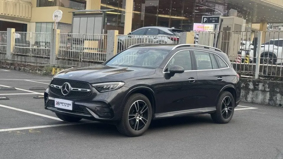 打开图片灯箱:Mercedes Benz 2025 GLC 260 L 4MATIC 48V 2.0T Luxury 5-seat Automatic Gear