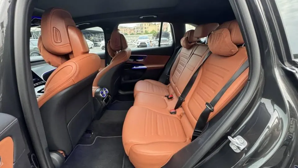 Mercedes Benz 2025 GLC 260 L 4MATIC 48V 2.0T Luxury 5-seat Automatic Gear 3