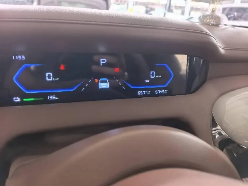 WuLing 2026 Plantronics Pro 330km Enjoy Automatic Gear 6