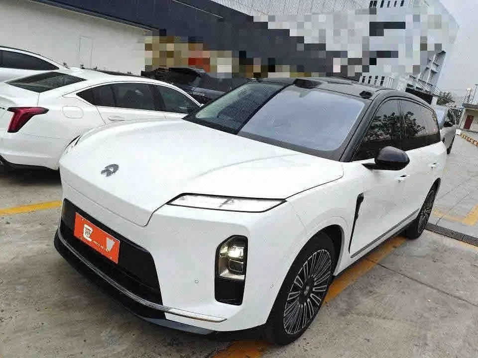 Open image lightbox: NIO 2026 ES8 5-seat Executive Deluxe Automatic Gear