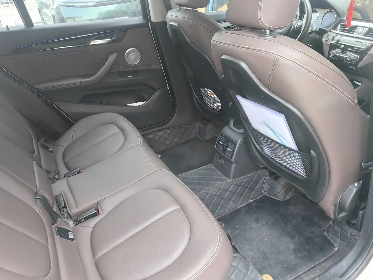 BMW 2022 X1 sDrive20Li 1.5T exclusive automatic gear 13
