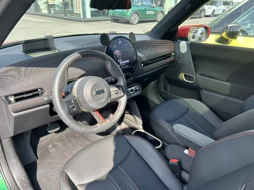 MINI Mini 2025 MINI JCW JOHN COOPER WORKS AUTOMATIC 4