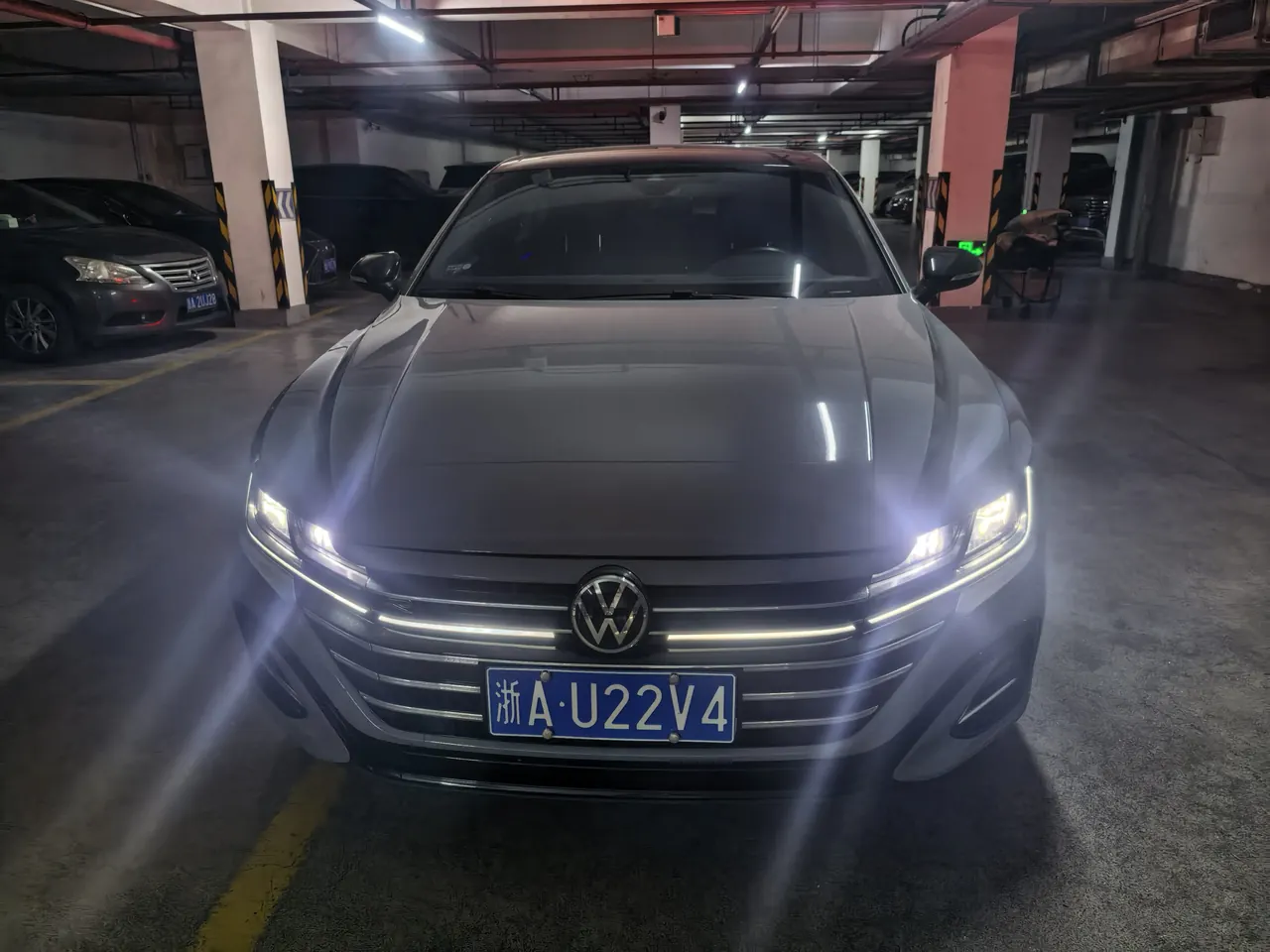 Volkswagen 2021 CC 2.0TSI 380TSI eye-catching automatic gear 2