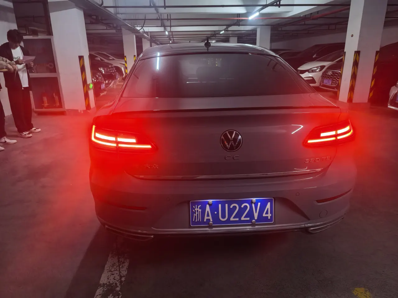 Volkswagen 2021 CC 2.0TSI 380TSI eye-catching automatic gear 8