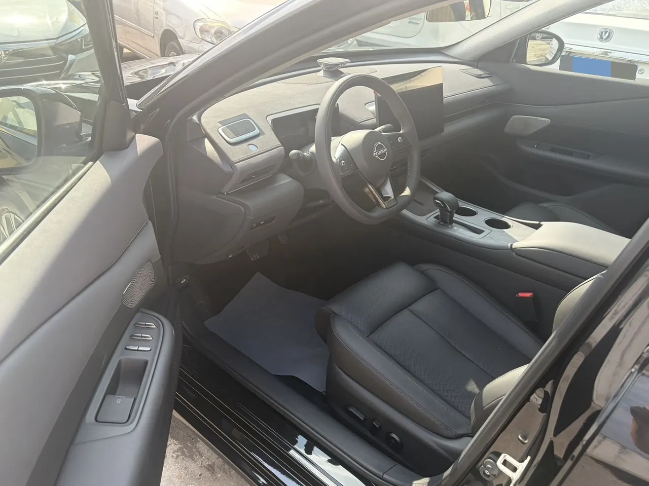 Nissan 2026 Teana 2.0 Stepless Hongmeng Cockpit Super Comfortable Automatic Gear 2