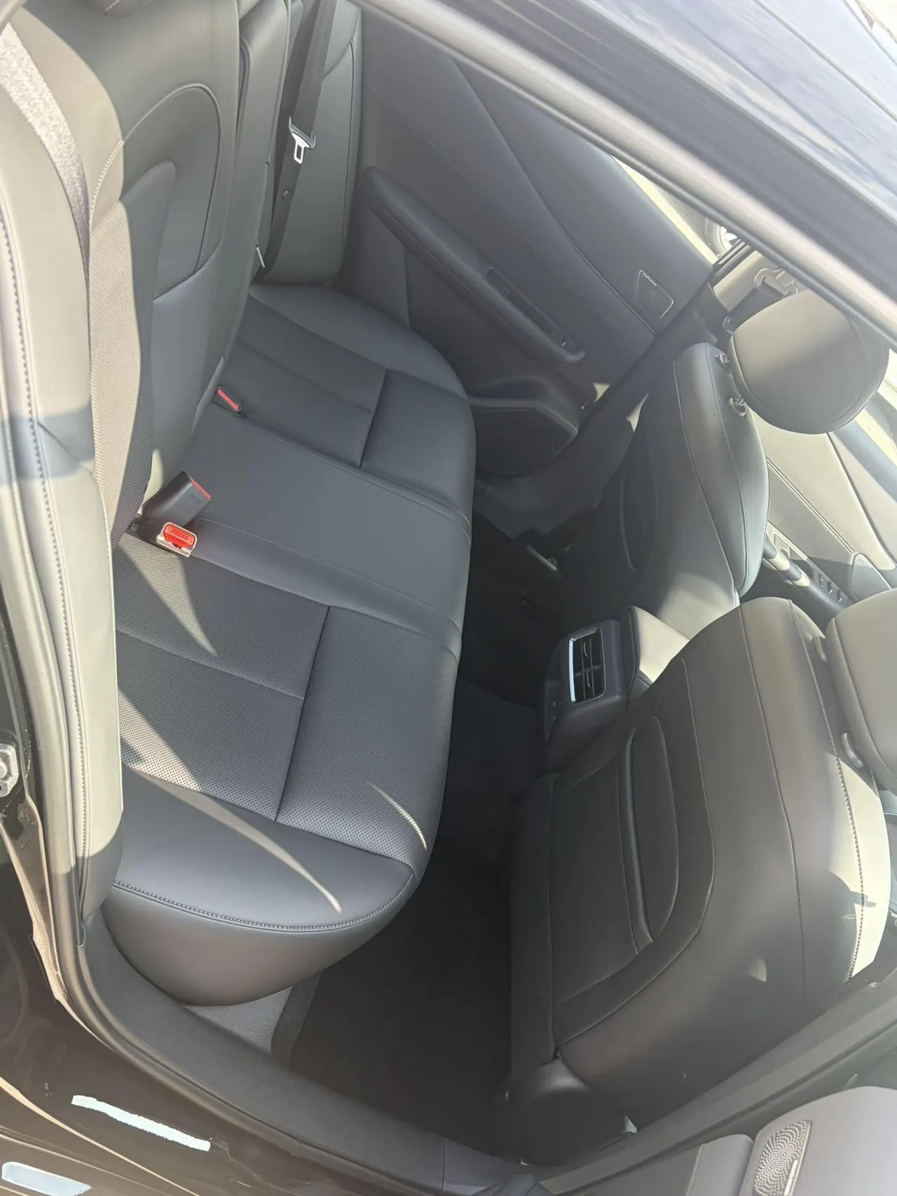 Nissan 2026 Teana 2.0 Stepless Hongmeng Cockpit Super Comfortable Automatic Gear 6