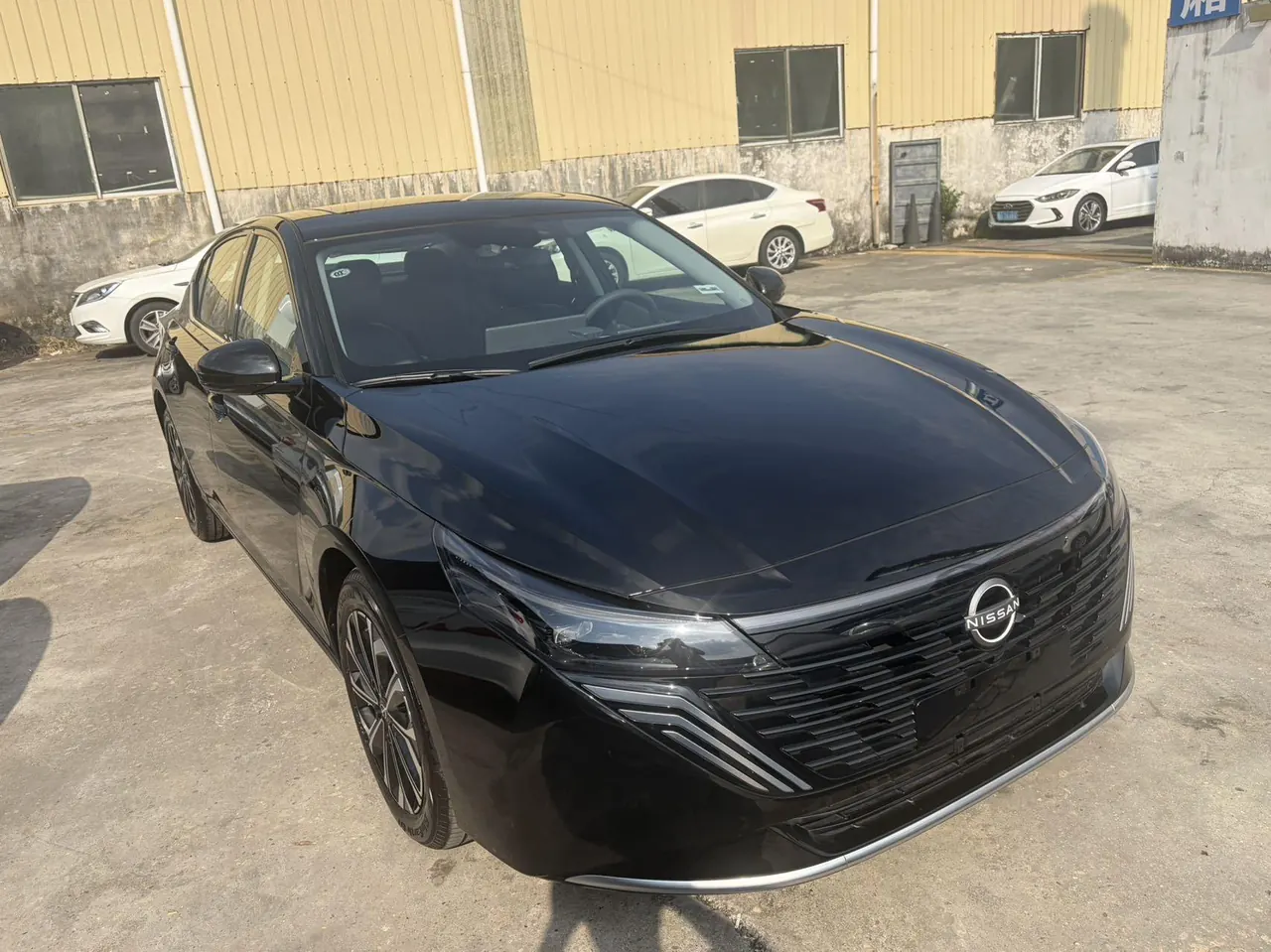 Nissan 2026 Teana 2.0 Stepless Hongmeng Cockpit Super Comfortable Automatic Gear 7