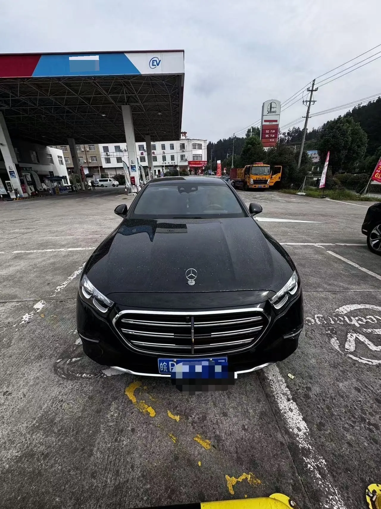 Mercedes Benz E Class 2024 E 300 L 48V 2.0T Luxury Sports Automatic 2