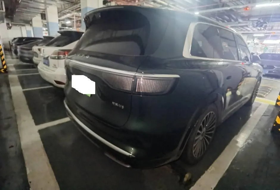 AITO 2025 AITO M8 Ultra 53.4kWh 6-seat automatic gear 2