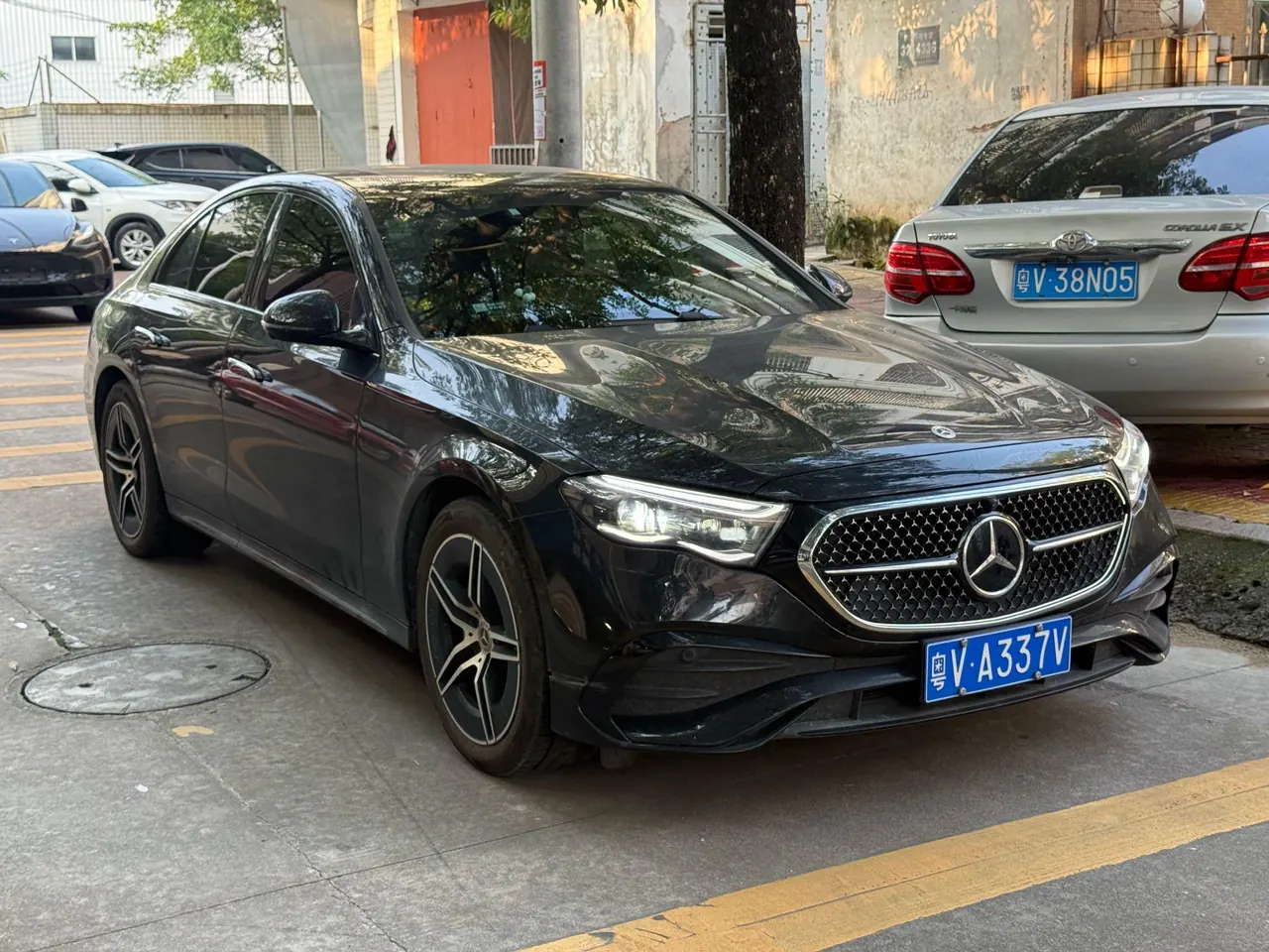 Mercedes Benz E Class 2025 E 300 L 48V 2.0T Luxury Sports Automatic 2