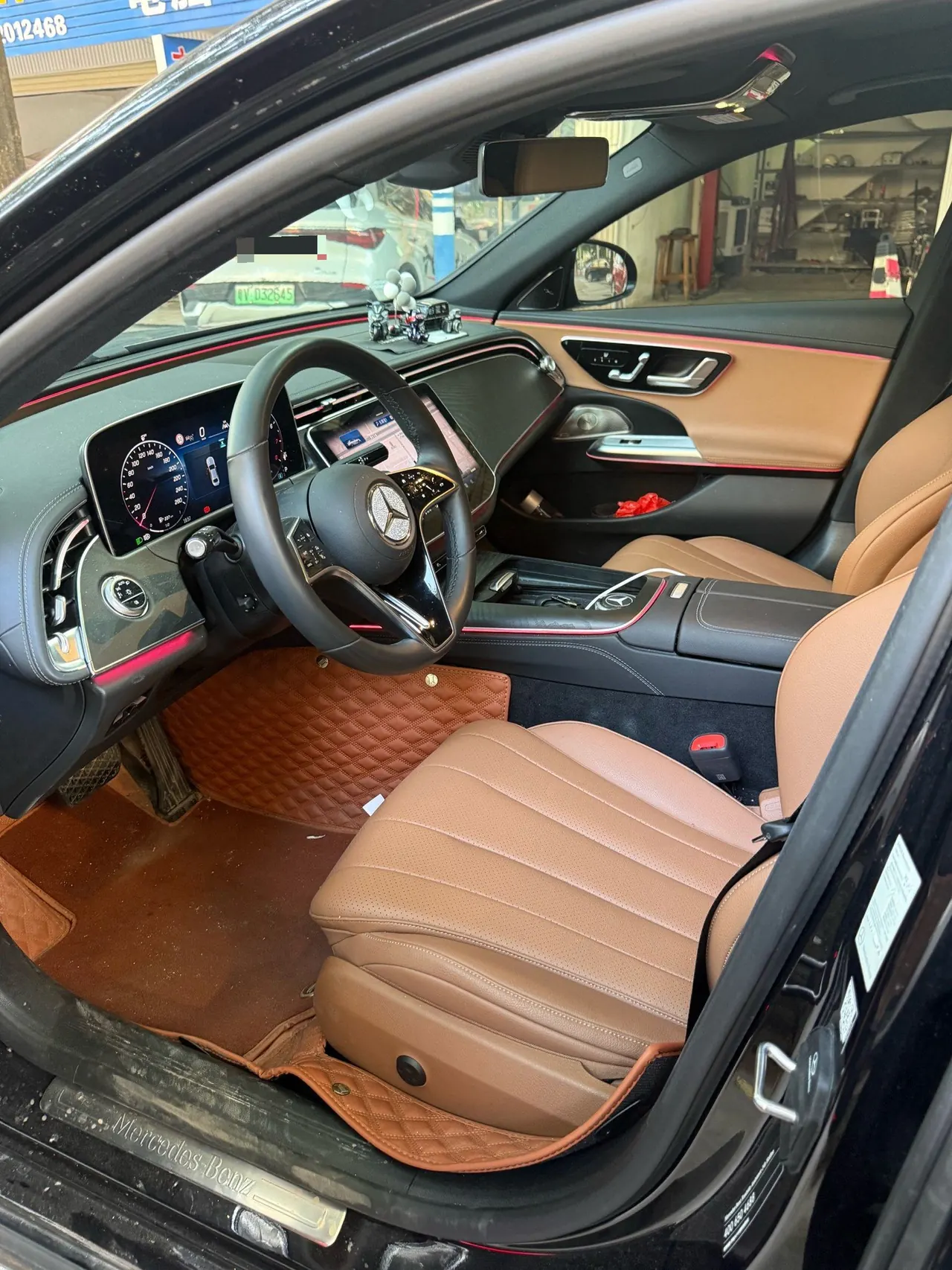 Mercedes Benz E Class 2025 E 300 L 48V 2.0T Luxury Sports Automatic 5