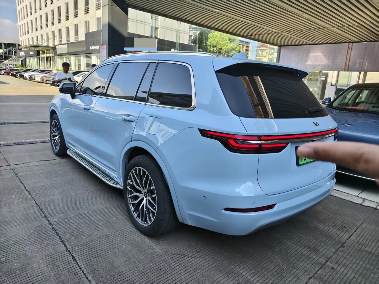 Li 2021 ONE 1.2T extended range 6-seat automatic gear 2