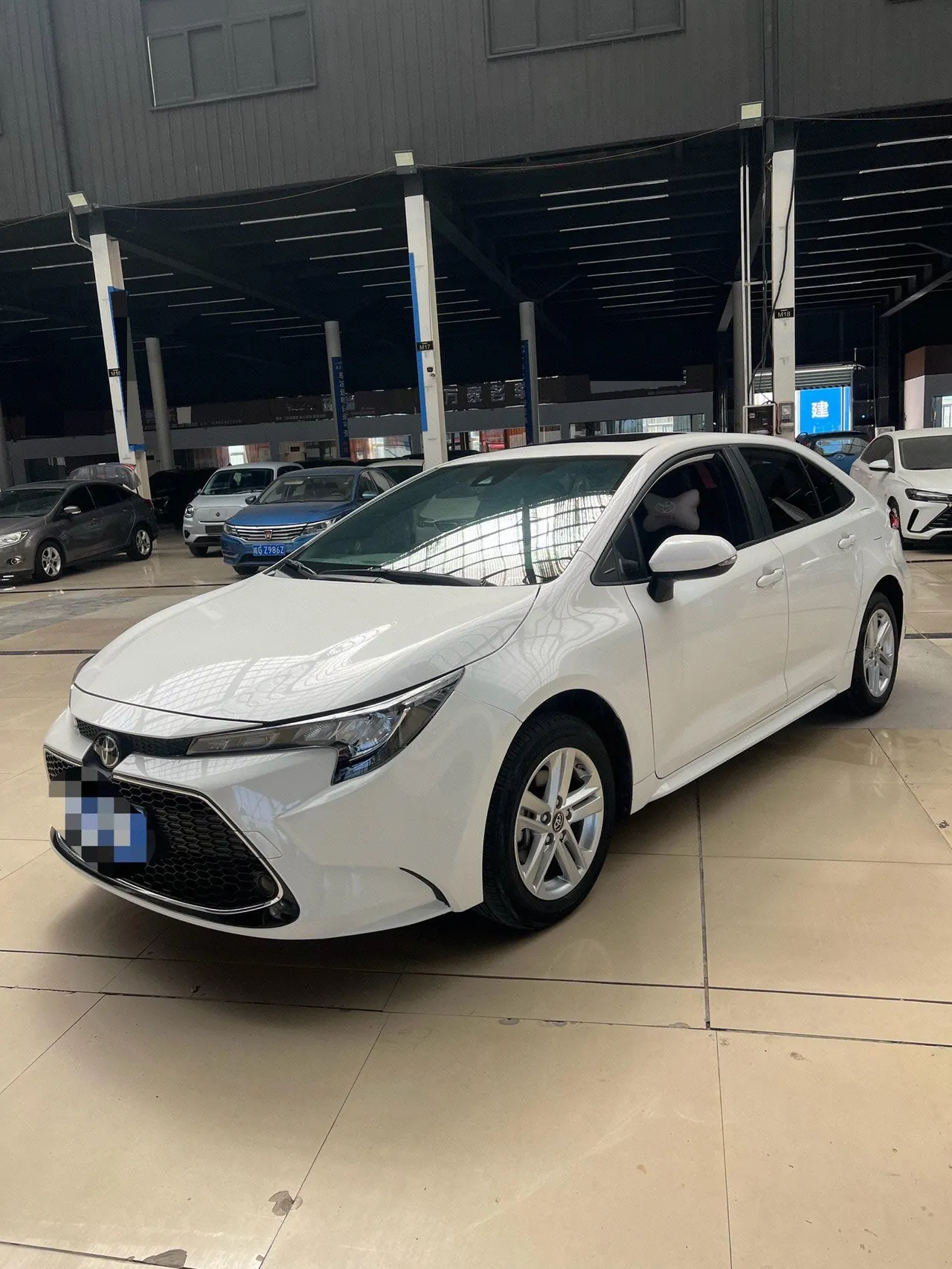 Open image lightbox: Toyota 2022 Lei Ling 1.2T Stepless 185T Deluxe Automatic Gear