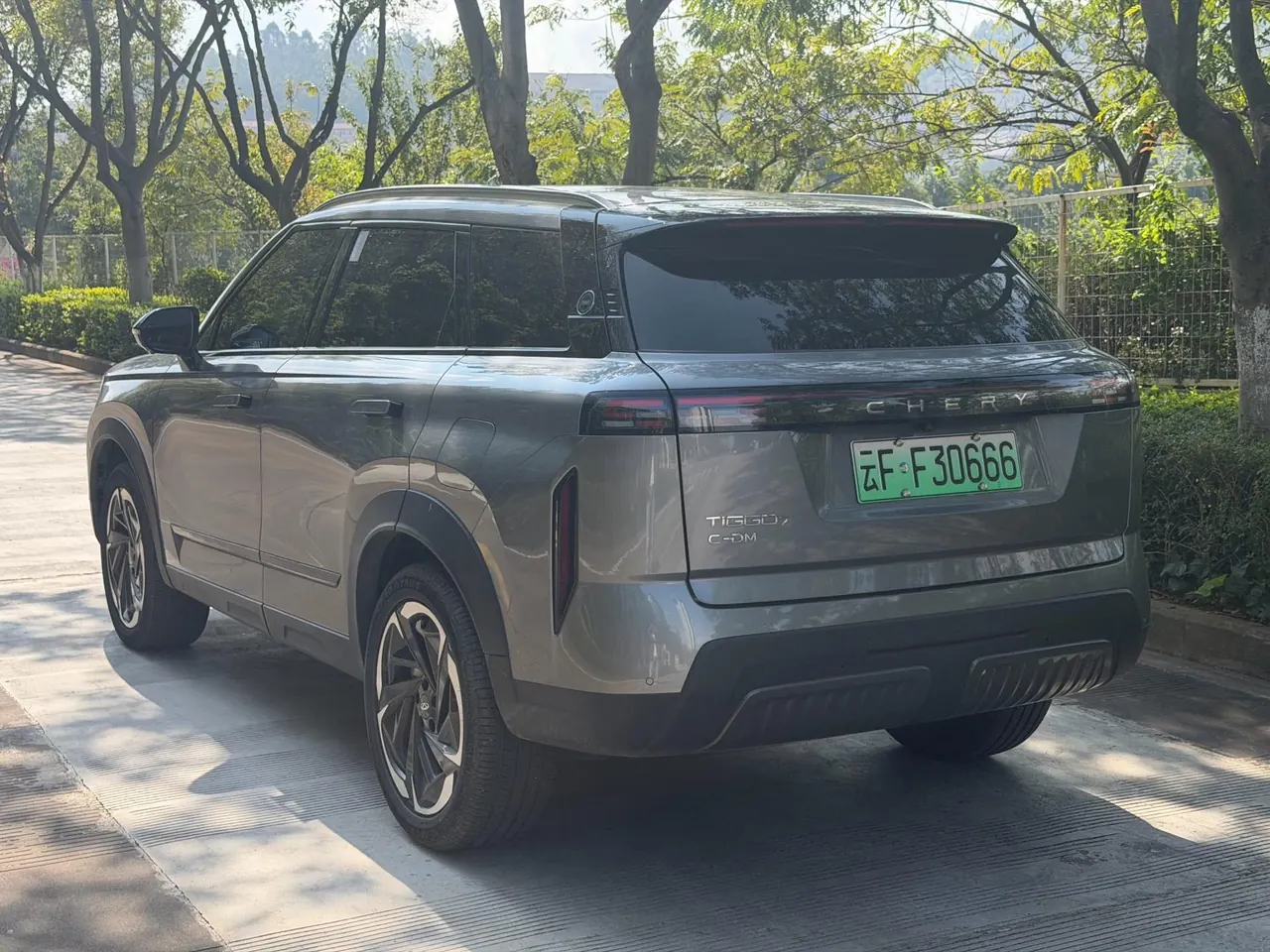 Chery 2025 Ruihu 7 C- DM 1.5T 120KM Royal Automatic 4