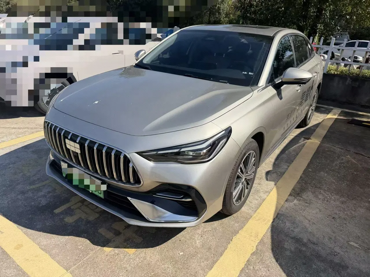 Geely Galaxy 2025 Xingyao 6 EM-i 1.5 125km Starship Edition Automatic Gear - View 1
