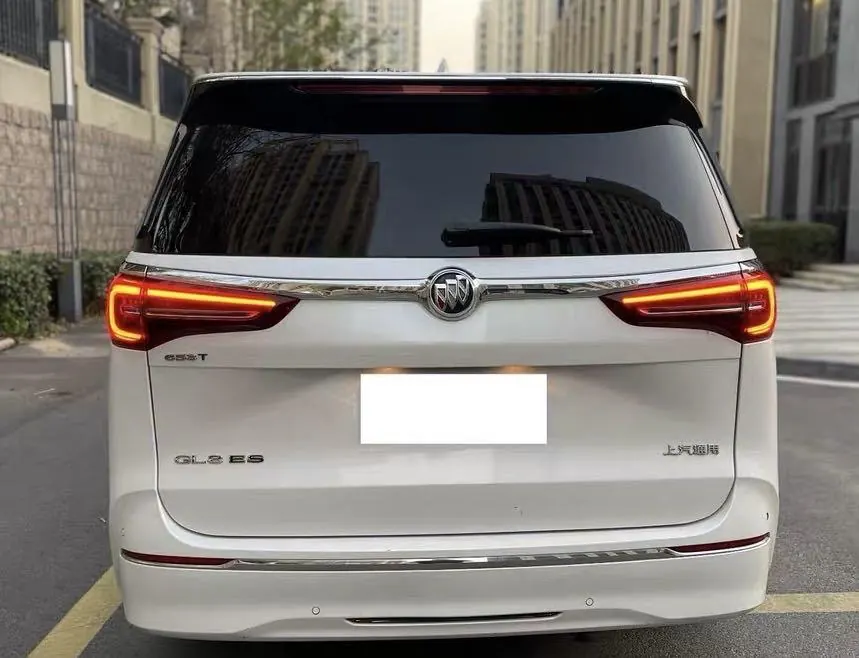 Buick 2022 GL8 ES Lu Zun 2.0T 653T Comfortable Automatic Gear 3