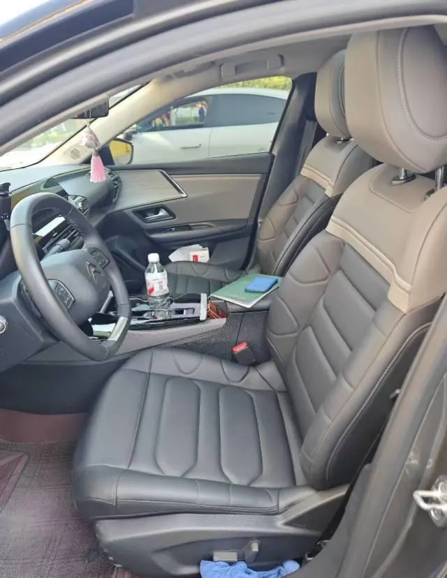 Citroen 2024 C5 X 1.6T Enjoy extraordinary automatic gear 3