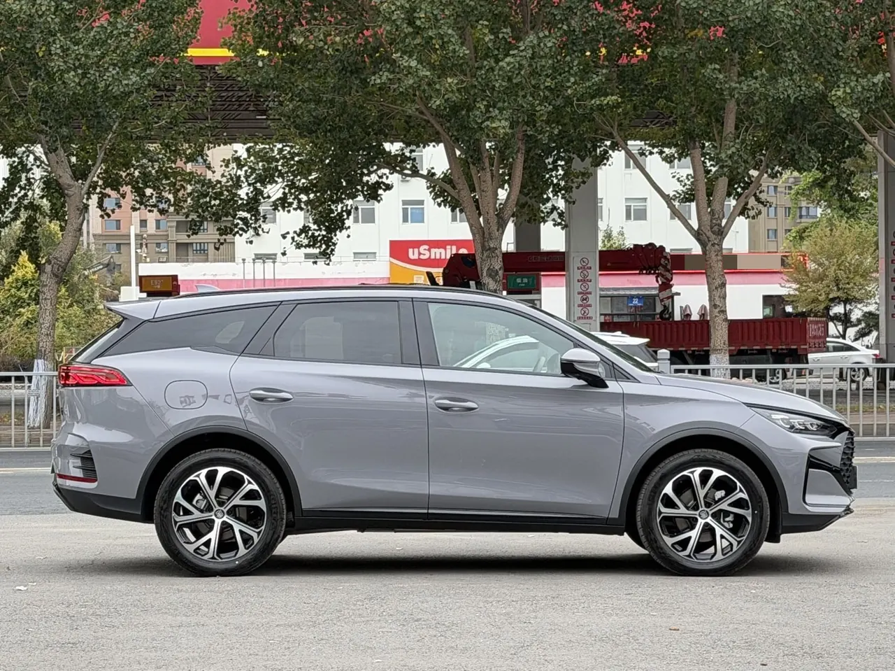 BYD Tang New Energy 2025 Tang DM-i 1.5T Stepless 115KM Cloud Cane Flagship Automatic Gear 7