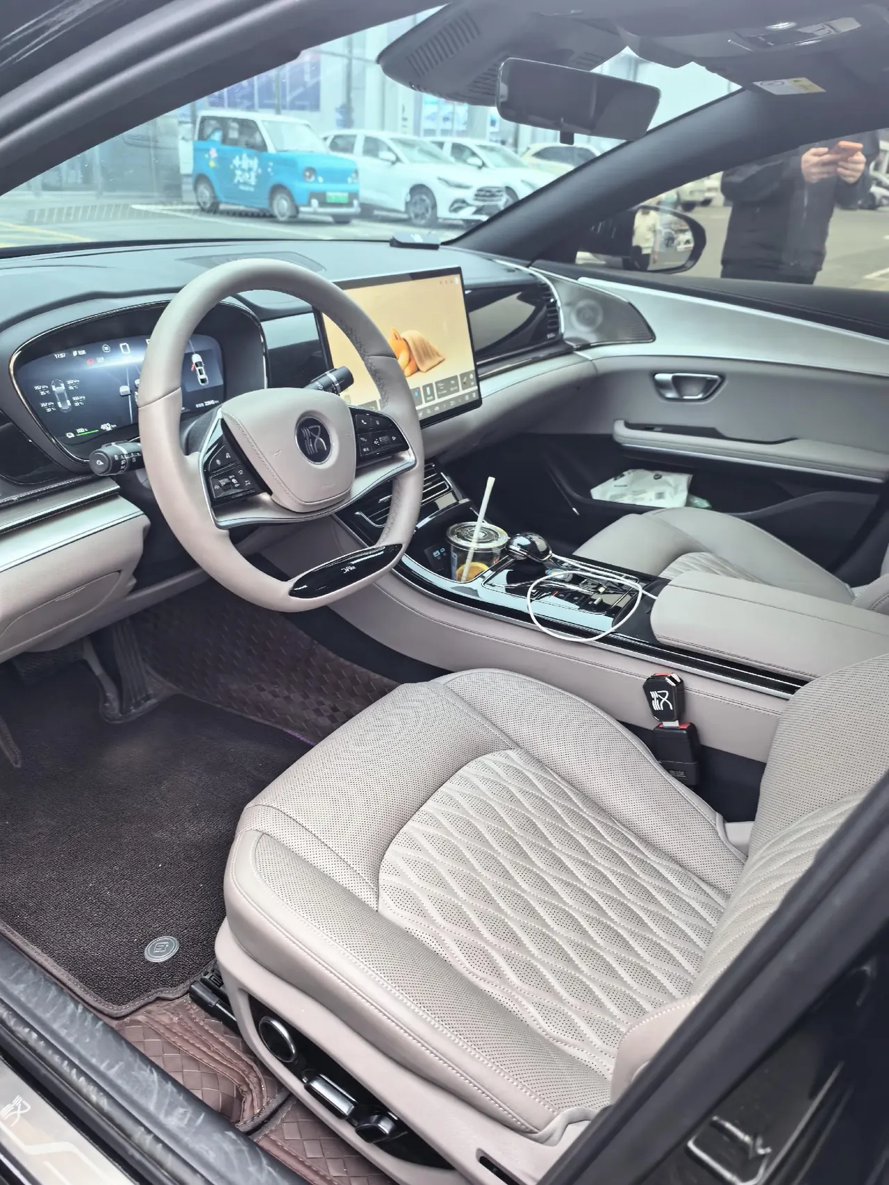 BYD 2024 Han EV 506KM Glory Edition Precursor Noble Automatic Transmission 3