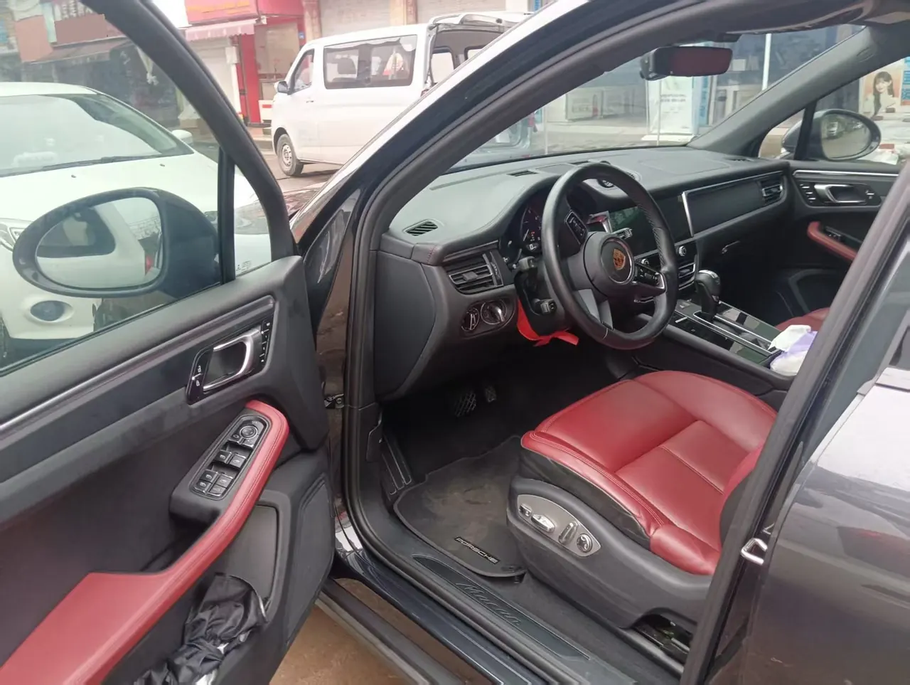 Porsche Macan (Imported) 2022 Macan 2.0T Automatic Gear 4