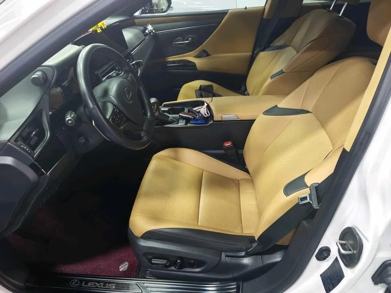 Lexus ES (Imported) 2024 ES200 2.0 Stepless Edition Automatic Gear 2
