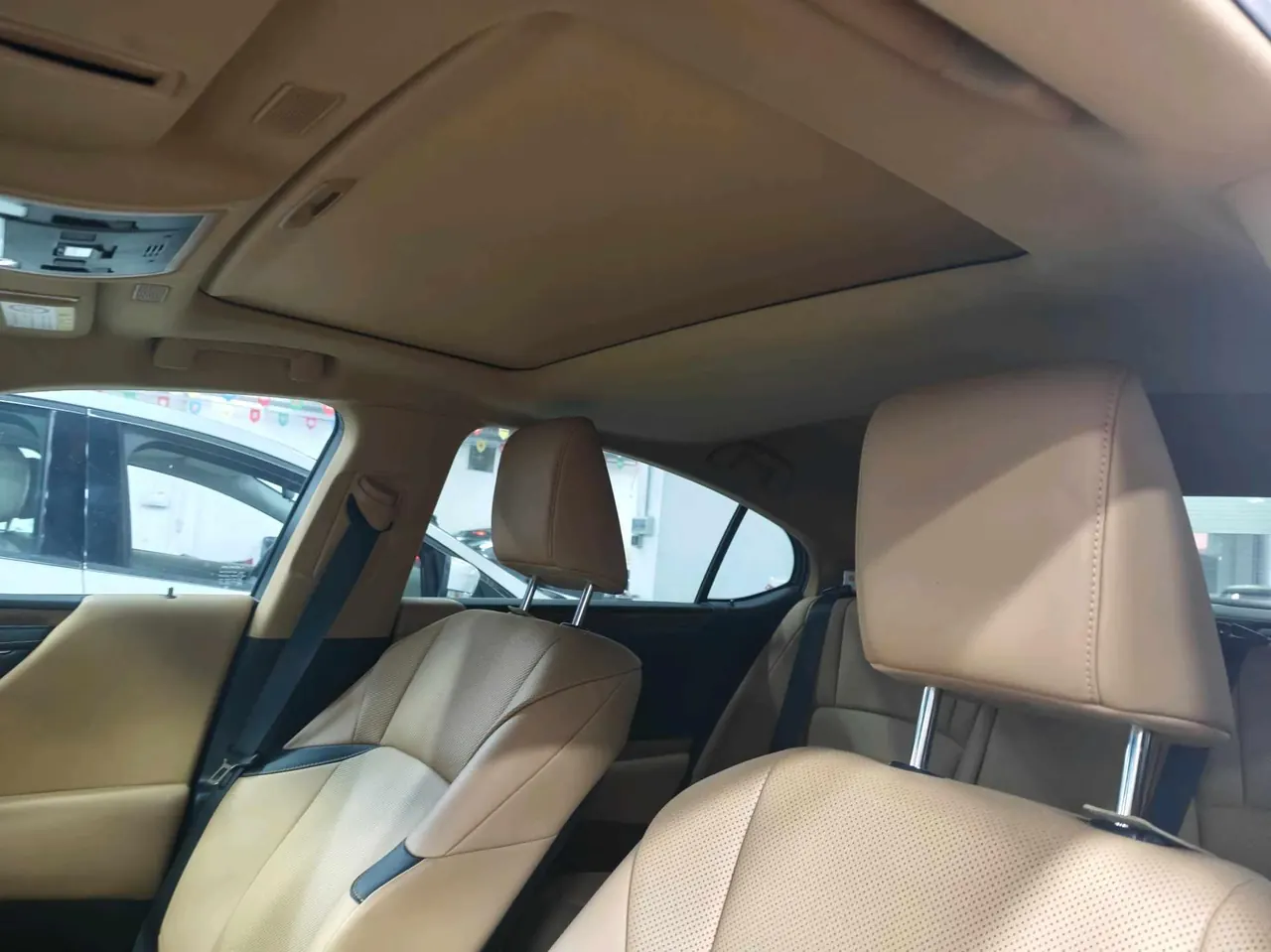 Lexus ES (Imported) 2024 ES200 2.0 Stepless Edition Automatic Gear 4