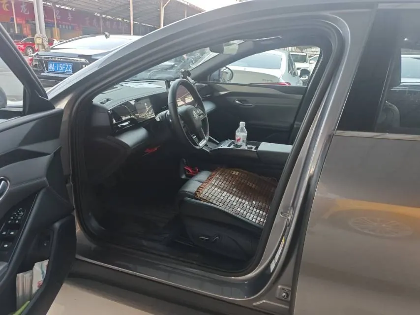 BYD 2025 Qin L EV 545KM Excellent Automatic Gear 3