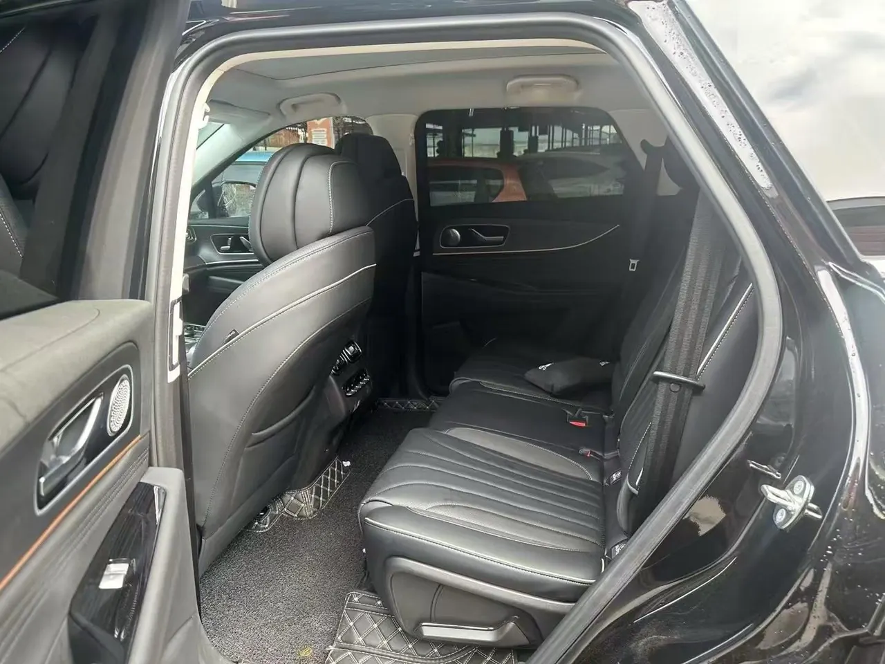 Chery 2025 Ruihu 9 2.0T Two-Drive Comfortable Edition 7-seat Automatic Gear 4