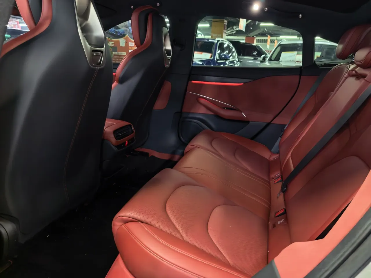 MI 2024 SU 7 830km Rear Drive Ultra Long Endurance High-end Smart Drive Pro Edition Automatic Gear 3