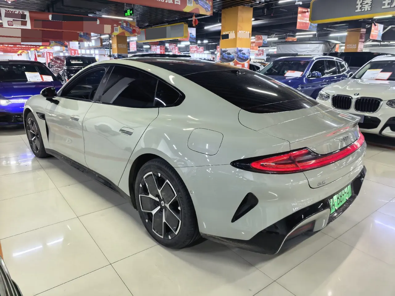 MI 2024 SU 7 830km Rear Drive Ultra Long Endurance High-end Smart Drive Pro Edition Automatic Gear 5