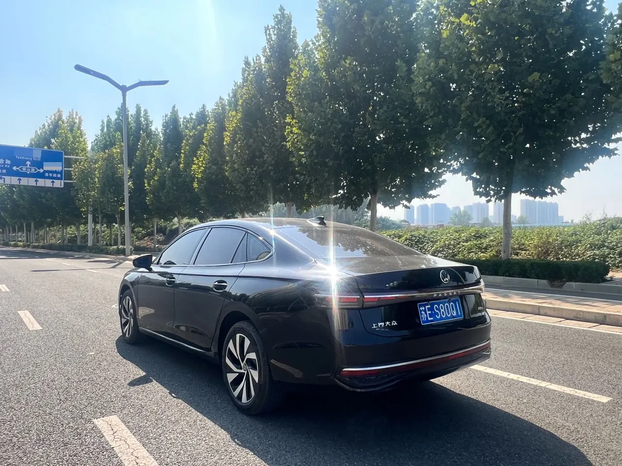 Volkswagen 2025 Passat Pro 2.0TSI 380TSI Longyun Edition Automatic Gear 7