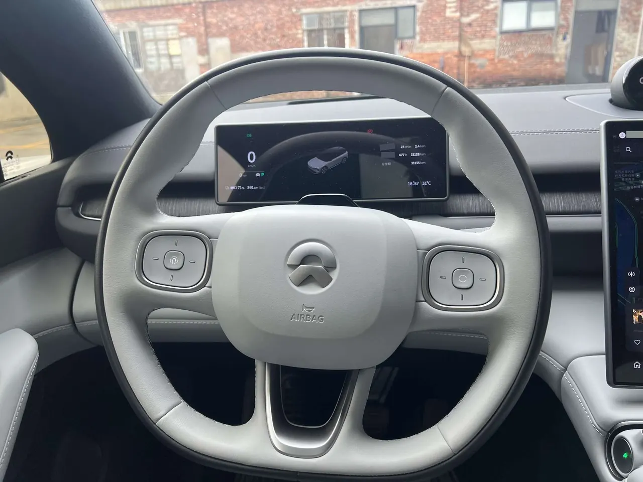 NIO 2024 ES 6 100kWh automatic gear 13