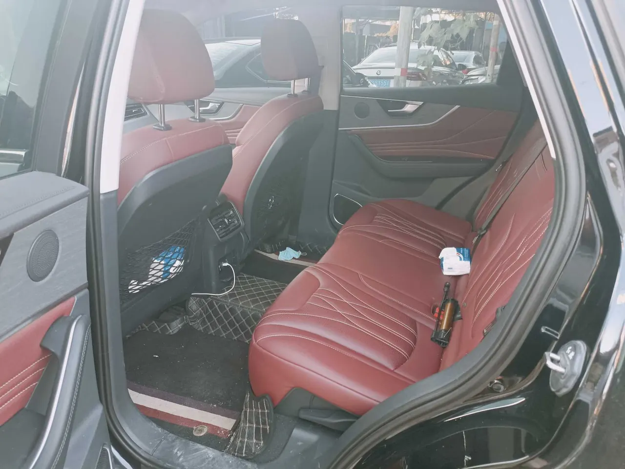 HongQi 2025 HS5 2.0T Two-Drive Flag Enjoy Pro Edition Automatic Gear 9