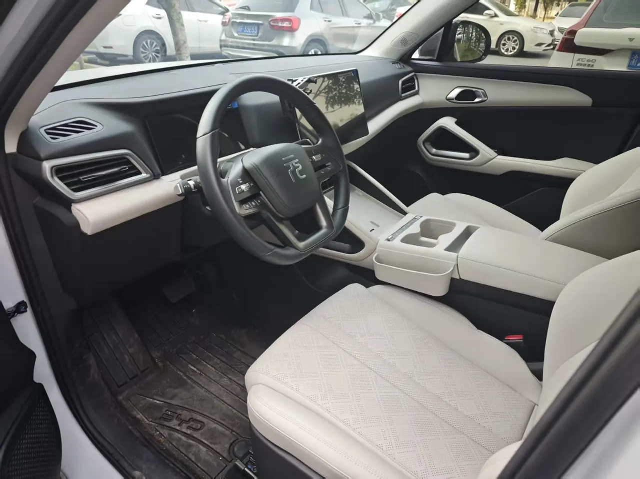 BYD 2025 Yuan UP Smart Driving 401KM Vital Automatic Gear 3