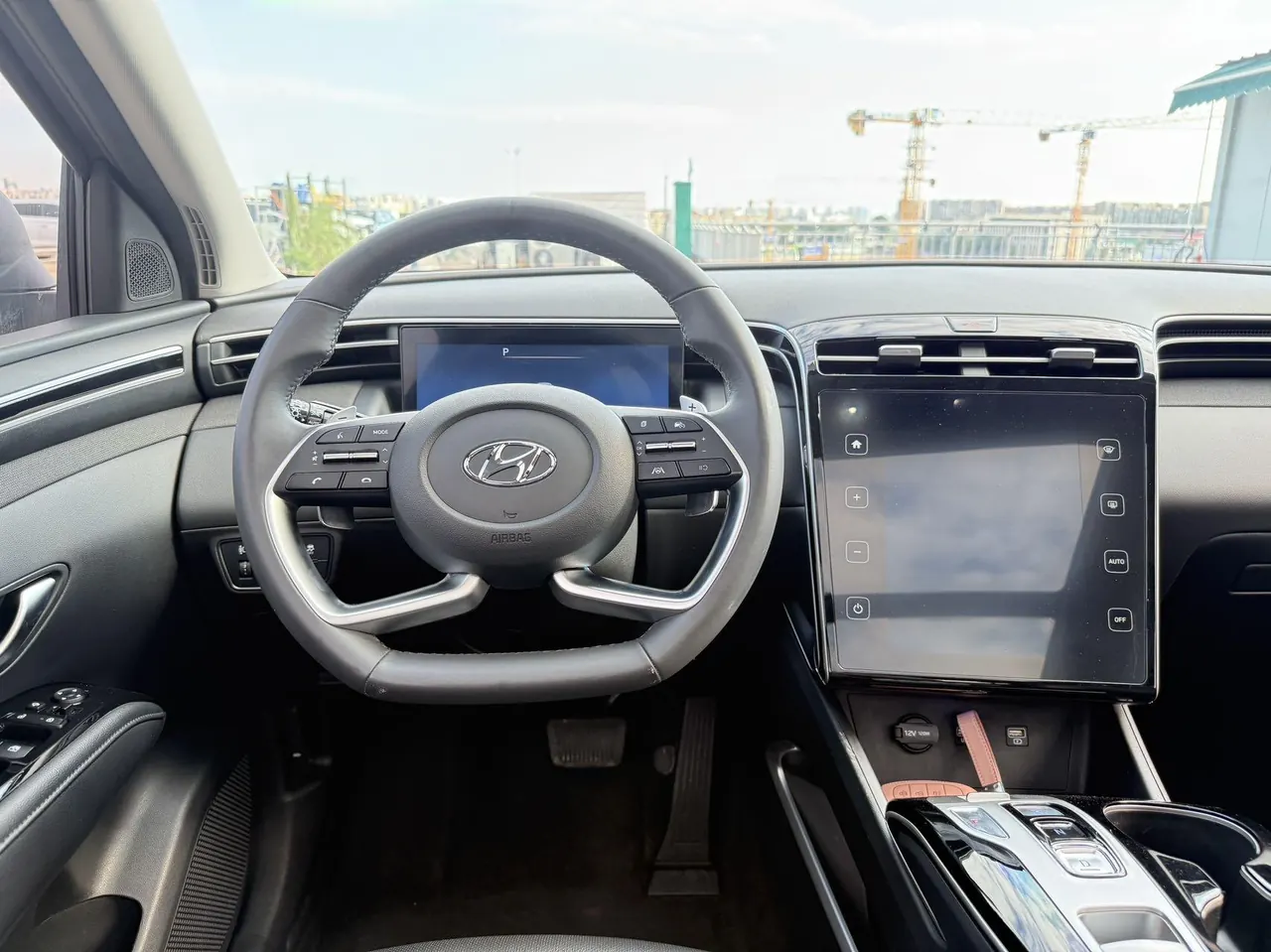 Hyundai 2021 Tousheng L 1.5T LUX Premium Edition Automatic Gear 10