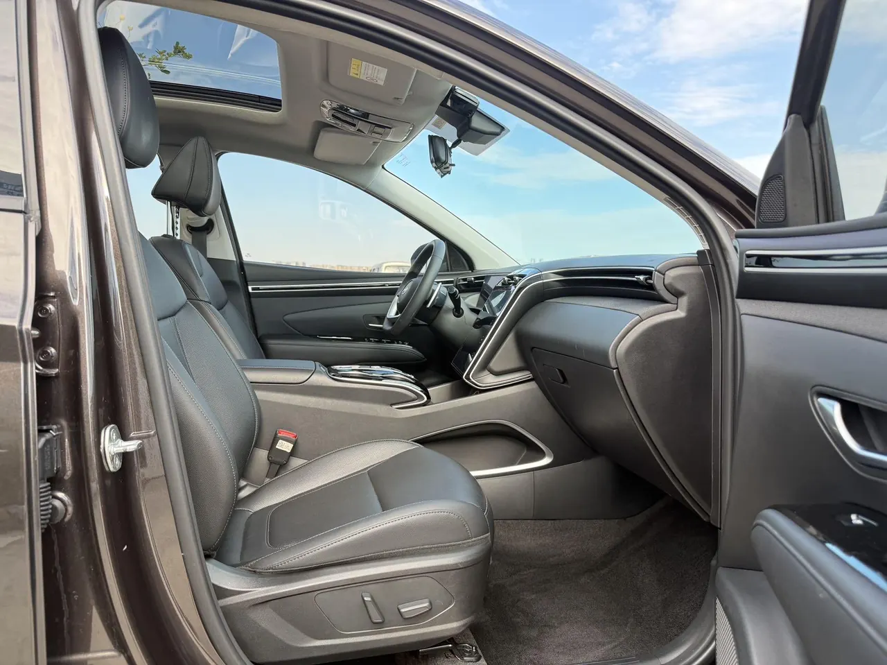 Hyundai 2021 Tousheng L 1.5T LUX Premium Edition Automatic Gear 13