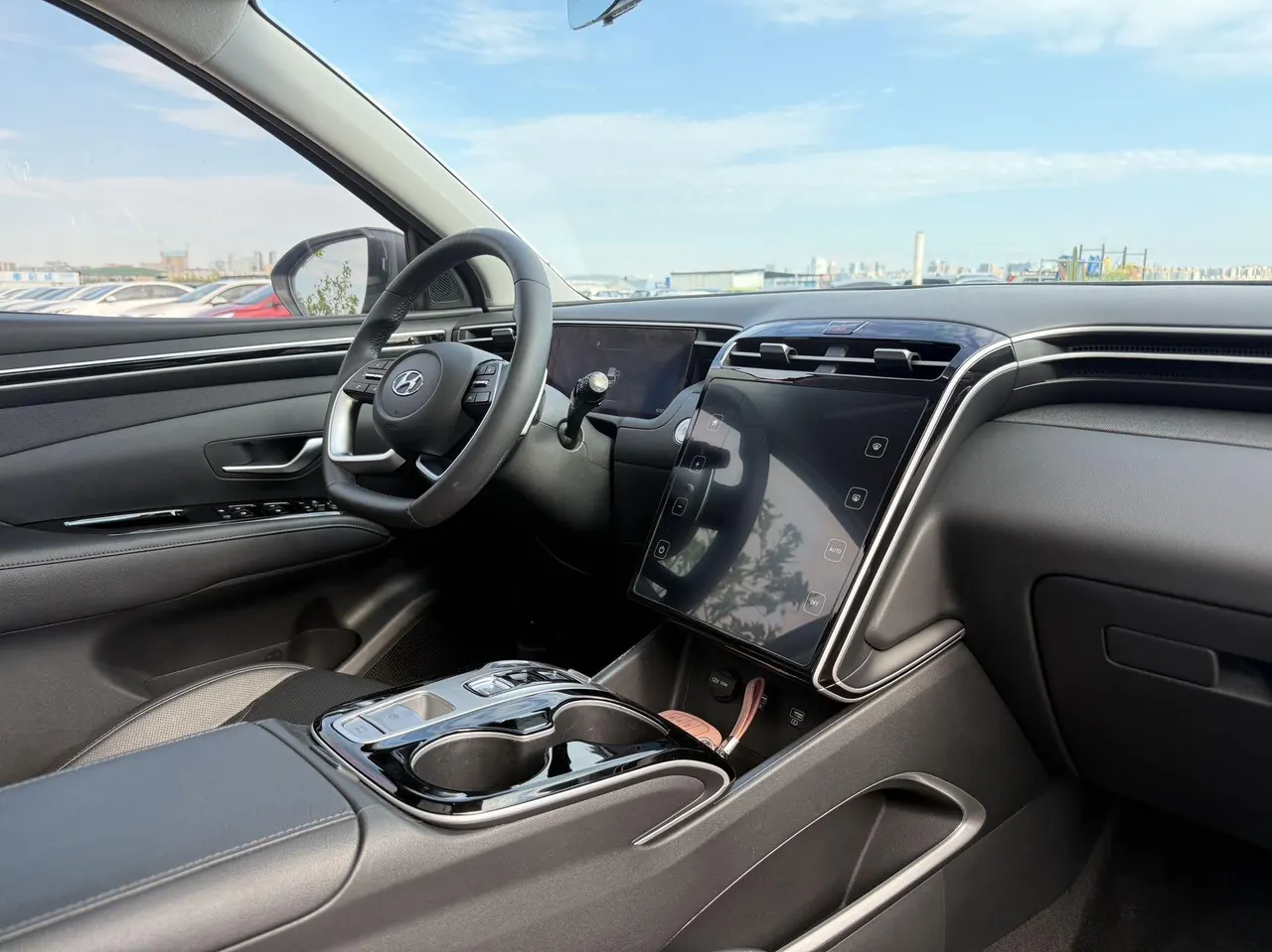 Hyundai 2021 Tousheng L 1.5T LUX Premium Edition Automatic Gear 14