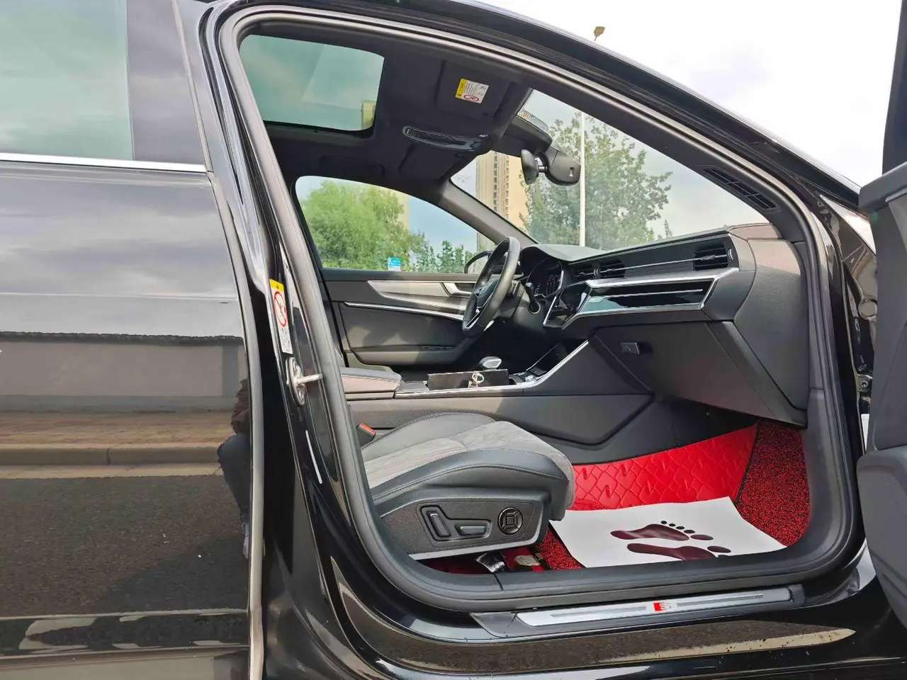 Audi 2020 A6L 2.0TFSI 45TFSI Selected Dynamic Automatic 3