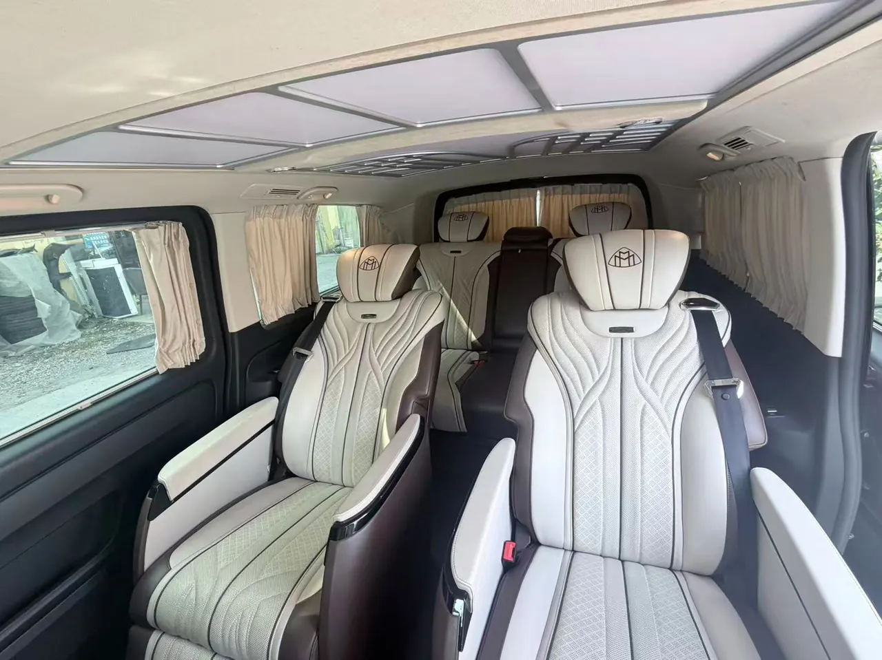 Mercedes Benz 2021 Vito 2.0T Business Edition 7-seat Automatic Gear 7