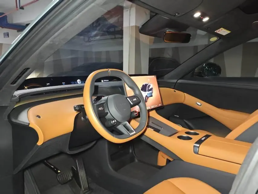 MI 2025 YU7 Long Endurance High Performance Four-wheel Drive Max Edition Automatic Gear 2