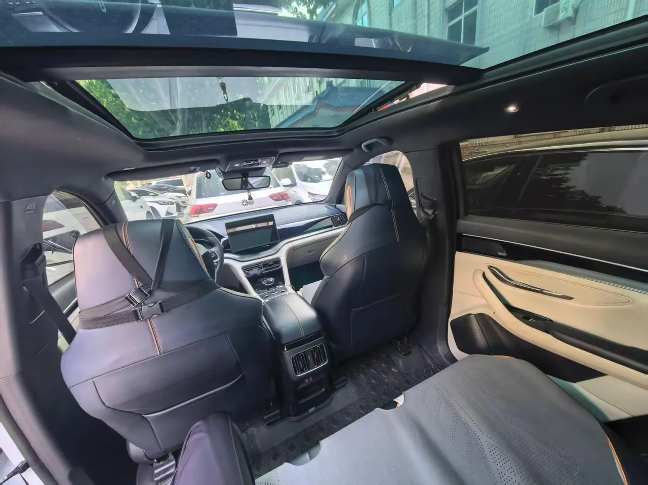 BYD Song PLUS New Energy 2021 Song PLUS DM-i 1.5 Stepless 51KM Honorable Automatic Gear 5